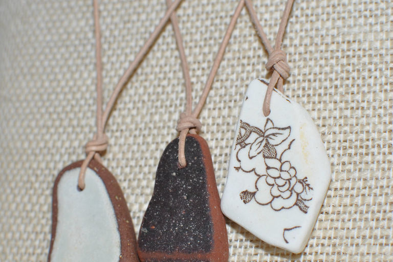 Sea Pottery Pendant (DW016) £15.00